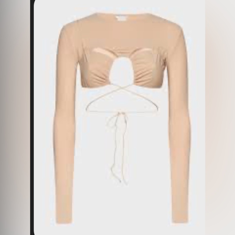 AMAZUIN TOP IN NEUTRAL ONE SIZE